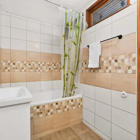 Wooden On Main Shopping Street - Old Town Apartment